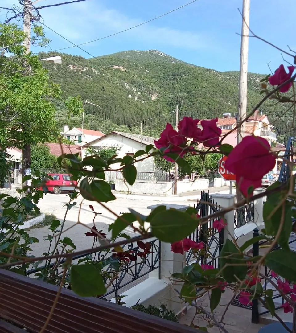 Nostalgia Apartments B Plus In Sami 50 Meters From The Sea Görögország